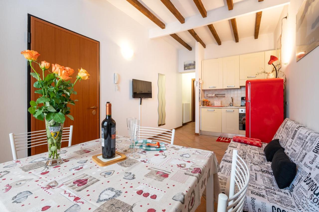 Parma Historic Center Apartment 7Min From Duomo Ngoại thất bức ảnh